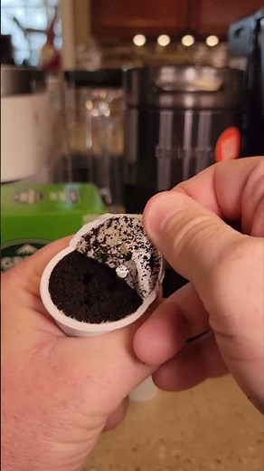 NEW EASY PEEL LID Green Mountain Dark Magic Roast Coffee K Cup Recycle K Cups