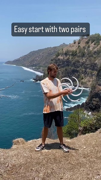 Learn How to Spin Two Pairs Easily