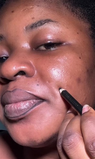 Master the Perfect Lip Combo: Essential Tips and Tricks