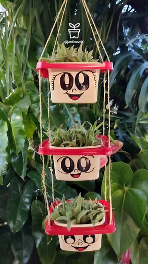 2.4K views · 147 reactions | #diy ♻️ Transformei POTES de margarina...