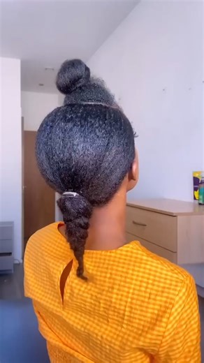 14K views · 225 reactions | Sleek Extended Ponytail Style  You can add pieces of your clip ins to make the ponytail looks long ‍♀️✨ . . Find the most natural textured clip ins on our website (link in bio)  1 bundle is enough for full head! If you are not sure which texture works with your hair, feel free to DM us some pics for suggestions 殺 . . #betterlength #clipins #clipinsfornaturalhair #naturalhairstyles #ponytail #sleekponytail | Betterlength | Facebook