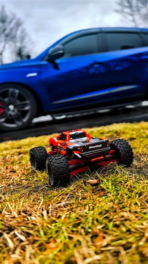 RC~THE~WORLD on Instagram: "Turned this Traxxas Mini Maxx into a rocket like I said I was🚀🤯 -Hobbywing Ezrun 5400Kv motor x max10 G2 ESC -metal front/center/rear differential conversion -Wide maxx kit -35kg servo -light kit 🎟️Injora 5% Discount: rctheworld05 🌍RC-THE-WORLD🌍 • • #rccars #rccarsonline #cars #traxxas #traxxasxmaxx #bashin #remotecontrolcar #toy #kraton #arrma #armakraton #85 #castlemotors #trx4m #trx4mdefender #rccrawler #offroad4x4 #vanquish #phoniox #vs410 #scxgladiator #prol