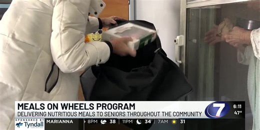 Meals on Wheels volunteers deliver more than food to Bay County seniors