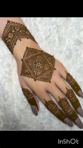 easy back hand mehndi designs #viral #mehndi #trending #youtube #shorts