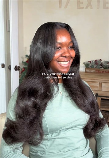 Middle part quick weave 💕