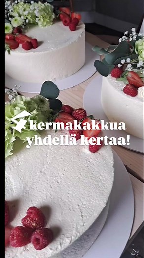 Pehmeä Mansikkakermakakku - Kesän Paras Herkku