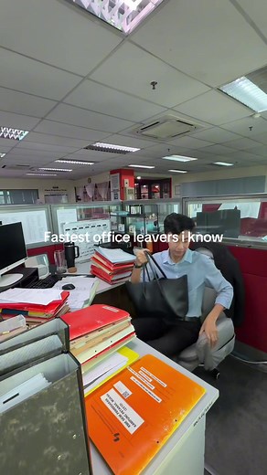Fastest Cashier Who Gets Down — Short Story