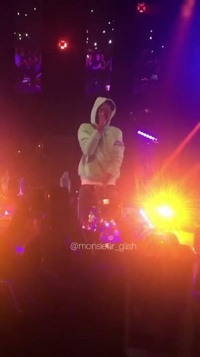 Django - Dadju ft Franglish (Concert)