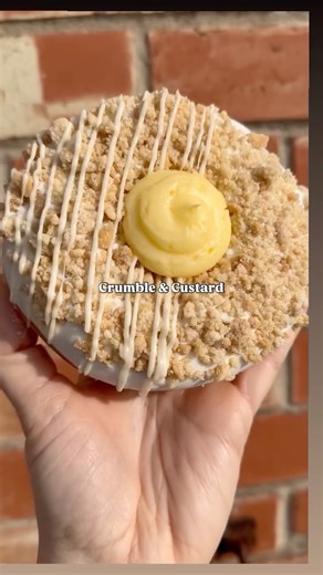 Look what new doughnuts are here for 2026. 📅 Jammie Dodger - vanilla frosting, raspberry jam, freeze dried raspberries and Jammie dodger, accidentally vegan ❤️ Crumble & Custard - vanilla fudge frosting, crumble, white chocolate drizzle, custard 💛 Guardians of the galaxy - chocolate frosting, Biscoff crumb, caramel, galaxy salted caramel 🤎 Go get ‘em! | Doughnotts