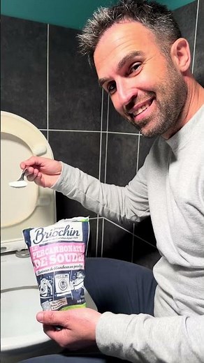 La recette ici 👇 2 CS d’acide citrique 2CS de percarbonate de soudeEau bouillante