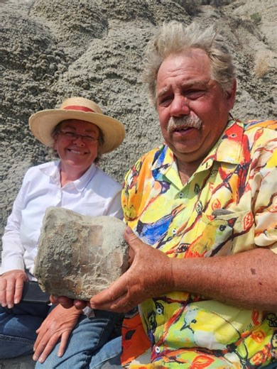 Akeley resident dabbles in digging up dinosaurs