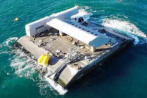 L'hydrolienne WaveRoller exploite l’énergie des vagues oscillantes près des rivages