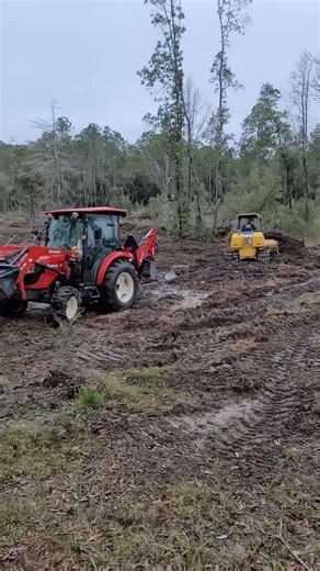 Branson Tractor Pulls Out Stuck Dozer #shorts | HF Outdoors