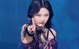 宁艺卓｜‘Black Mamba’ Ningning直拍合集