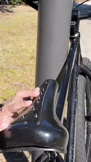 The Jason Allday on Instagram: "Prank culture has gone next level—rigged push bikes that shock you when you sit down. Wild, reckless, straight out of Jackass. It’s entertainment built on shock, risk, and bad decisions. But these real-life prank shows also put a spotlight on everyday theft—turning petty crime into public spectacle. Funny to some, uncomfortable to others, and a reminder that in real life, there’s no reset button. 🎥 source: @thief_busters ‘X’"