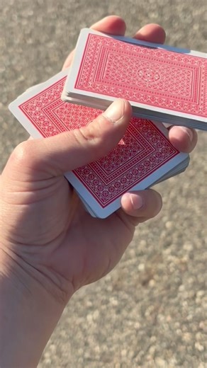Cardistry One Handed #carddeck #cards #cardcreations