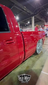 Short bed lowered on @billetspecialties wheels on display at the @chicagoworldofwheels —————————————————— #chevy #silverado #shortbed #chevysilverado #chevrolet #billetspecialties #chicago #worldofwheels #trucks #truck #trucksofinstagram #shortbedchevy #shortbednation #billets #explore #reels #SOLIDWHIPZ | SolidWhipz