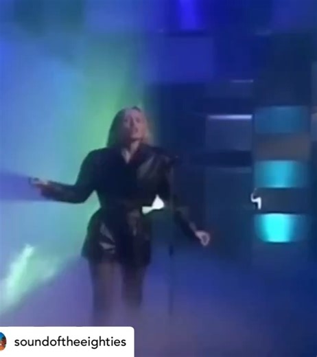 Forgotten 80s on Instagram: "Patsy Kensit - the original 80s Brit IT. Before Liam Gallagher, before the tabloids - there was this: the blonde bob, the Alaïa jacket, and that cool-girl attitude that defined a London moment. Patsy embodied the shift between fashion and pop - fronting her band Eighth Wonder, singing “I’m Not Scared” (co-produced by the Pet Shop Boys), and moving effortlessly between style pages and the music charts. A true British icon of the late 80s part rock chick, part Sloane r