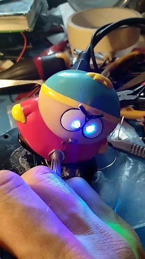 Eric Cartman Cosplay and Sound Art: A Unique Circuit Bending Experience