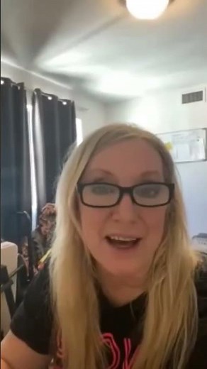 G.L.O.W. Wrestler Talks About Nerve Damage