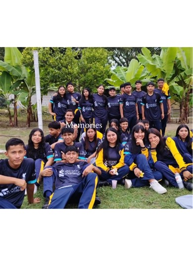 Hoy cerramos una etapa muy importante en nuestro 1ro Informática “A”, un año lleno de aprendizajes, retos superados, risas compartidas, peleas y nuevas experiencias, no solo crecimos en conocimientos sobre tecnología e informática, sino también como compañeros y amigos, cada proyecto, cada tarea y cada momento vivido quedará en nuestra memoria como parte de nuestro camino juntos, queremos expresar un agradecimiento muy especial a nuestra querida tutora, por su paciencia, dedicación y apoyo const