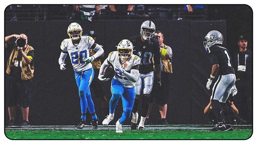 Geno Smith's Ambitious Throw Lands in Jefferson's Hands for Goal-Line INT