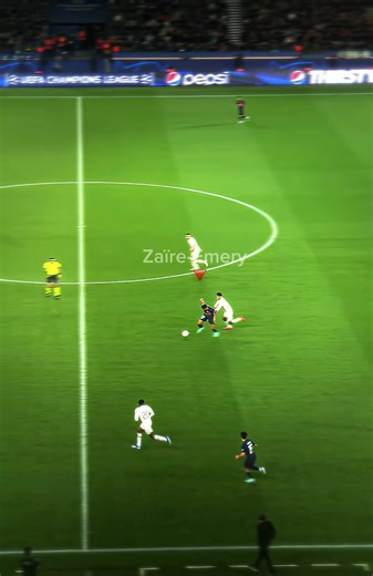 Vidéos de FootAddict (@footaddict5) avec son original - FootAddict