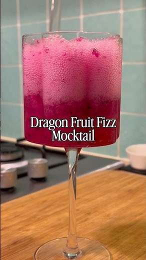 DRAGON FRUIT FIZZ MOCKTAIL 🍸 #mocktails #dragonfruit #alcoholfree #drinksafe