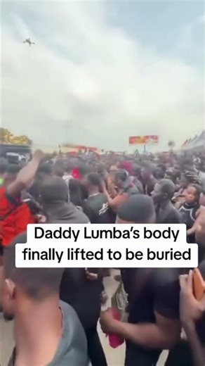 Body of Daddy Lumba Lifted for burial in Kumasi