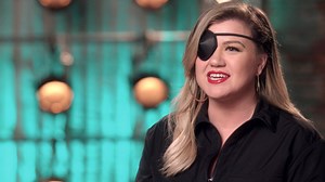 Instead of Coach Kelly for the battle rounds… y’all get Captain Kelly 🏴‍☠️ #VoiceBattles #TeamKelly | Kelly Clarkson