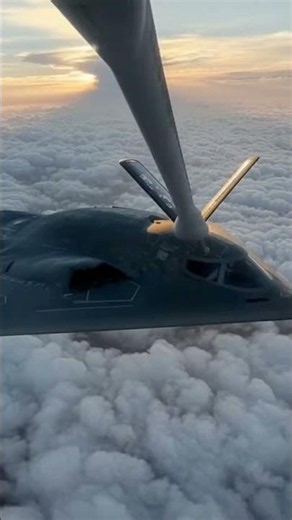 B-2 Spirit Mid-Air Refueling