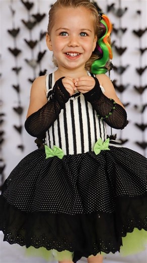 Kaylee on Instagram: "A whole lot of cute and a little spooky in this gorgeous dress by @dollcakevintage hair by @the.hairyfairy and bow and bracelet to match by bubbaccino boutique 🥰❤️ What will you dress as today? #halloweeninspo #dollcakehalloween #matchingaccessories #thehairyfairyhalloween #halloweenoutfit"