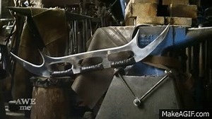 Klingon Bat'leth (Star Trek) - MAN AT ARMS on Make a GIF