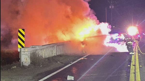 4 dead and 2 injured in Oakdale after fatal highway solo collision leaves car on fire