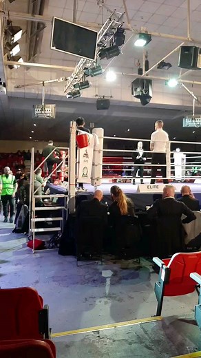 @daniel_o_sullivan_ walking to Palmdale by Afroman. First fight tonight in the national stadium! @celtic_warrior_gym_ #IrishBoxing | Irish-Boxing.Com