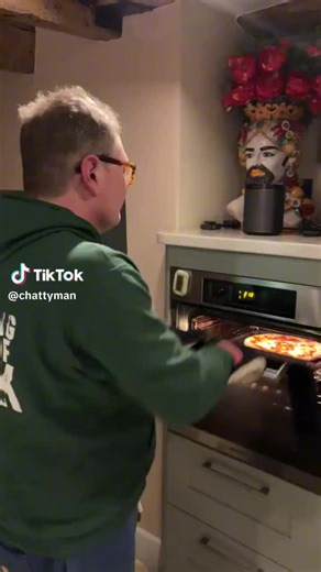 Alan Carr (@alan.carr17)’s videos with original sound - Alan Carr