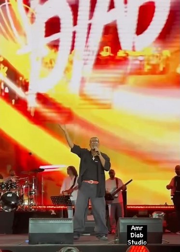 عمرو دياب - يا انا يا لا (حفلة) Amr Diab - Ya Ana Ya La (Concert)