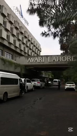 Where Elegance Meets Comfort Step into a world of timeless charm at Avari Lahore — where every corner tells a story of luxury, warmth, and unforgettable hospitality. From serene interiors to lush surroundings, experience an ambiance that feels like home… only better. 🌿🏨 Location: 87-Shahrah-e-Quaid-e-Azam, Mall Road, Lahore Reservations: 0800 AVARI (28274) WhatsApp: 92 333 060 2743 #AvariLahore #AvariExperience #TimelessElegance #LuxuryLiving #LahoreHospitality | Avari Lahore