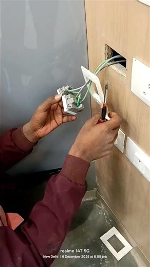 A power circuit connection refers to the path or arrangement of components that allows #electric 💡☠️