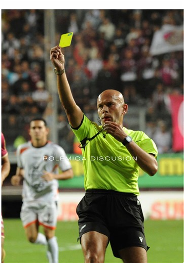 💥 Polémica discusión entre William Matus y Mariano Torres. • • • #CostaRica #fútbol #Saprissa #fyp #polémica