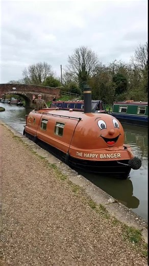 Exploring the Joys of British Narrowboat Adventures