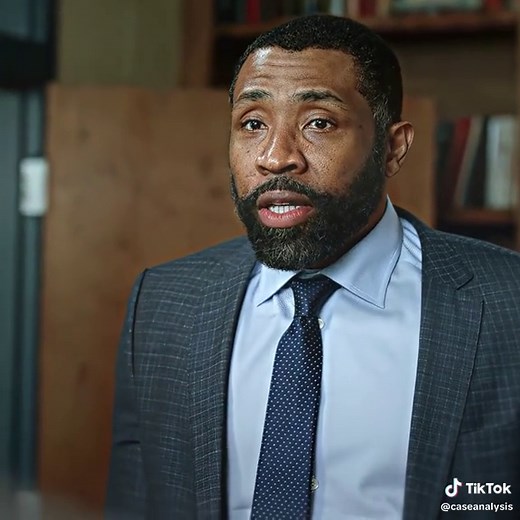 Black Lightning: Superhero Series Analysis