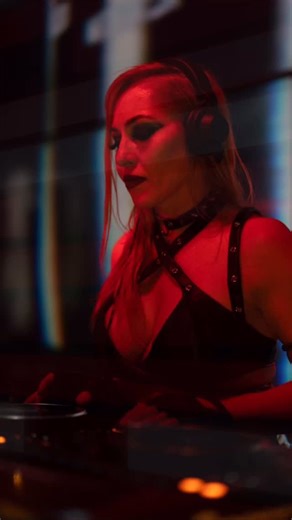 Som Dif on Instagram: "Meet Your DJs (Part 8) @tris_tiffany A powerhouse in the booth and beyond, Tris brings dark, hypnotic, tribal-driven techno shaped by her roots in NYC + Miami and now thriving in Las Vegas. Director of A&R at Black Tiger Recordings, she’s shared stages with heavy hitters like T78, A.S.Y.S., Charlie Sparks, Novah, and Nicole Moudaber — all while pushing forward her own hard techno + industrial sound. Catch her energy Dec 10 at The Rave That Stole Xmas — less then a week awa