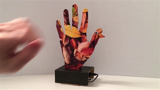 Make a Thanksgiving Robotic Turkey Hand