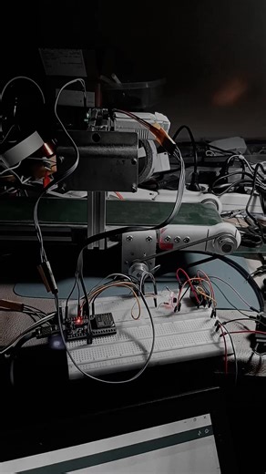 Sistem Penyortiran Paket Otomatis Menggunakan QR Code