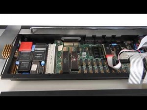 Sinclair QL running "Bouncing Ball" demo (QTop-Animator) of QL/E (v3.13) from QL-SD!