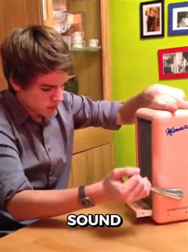 Why this Old Vending Machine Make sound #vendingmachine #fyp | vending machine