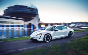 Porsche Drive Subscription and Rental Program Launches in Montreal