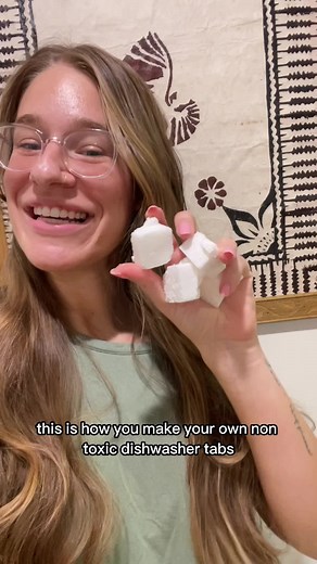 Day 10 of getting 1% more holistic everyday: DIY dishwasher tabs These are so simple to make, it could even be a fun recipe to try with kids! Here's what you'll need: 1 C baking soda ¼ C citric acid 1 Tbsp castile soap Silicone mold Instructions: 1. Pour baking soda and citric acid into a bowl and stir 2. Add castile soap and mix. 3. Press into silicone mold, continue to press down when solution raises. 4. Let it dry overnight, pop out of silicone mold in the morning, and use as normal. #dishwas