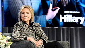 Appeals court blocks Hillary Clinton deposition on private email server